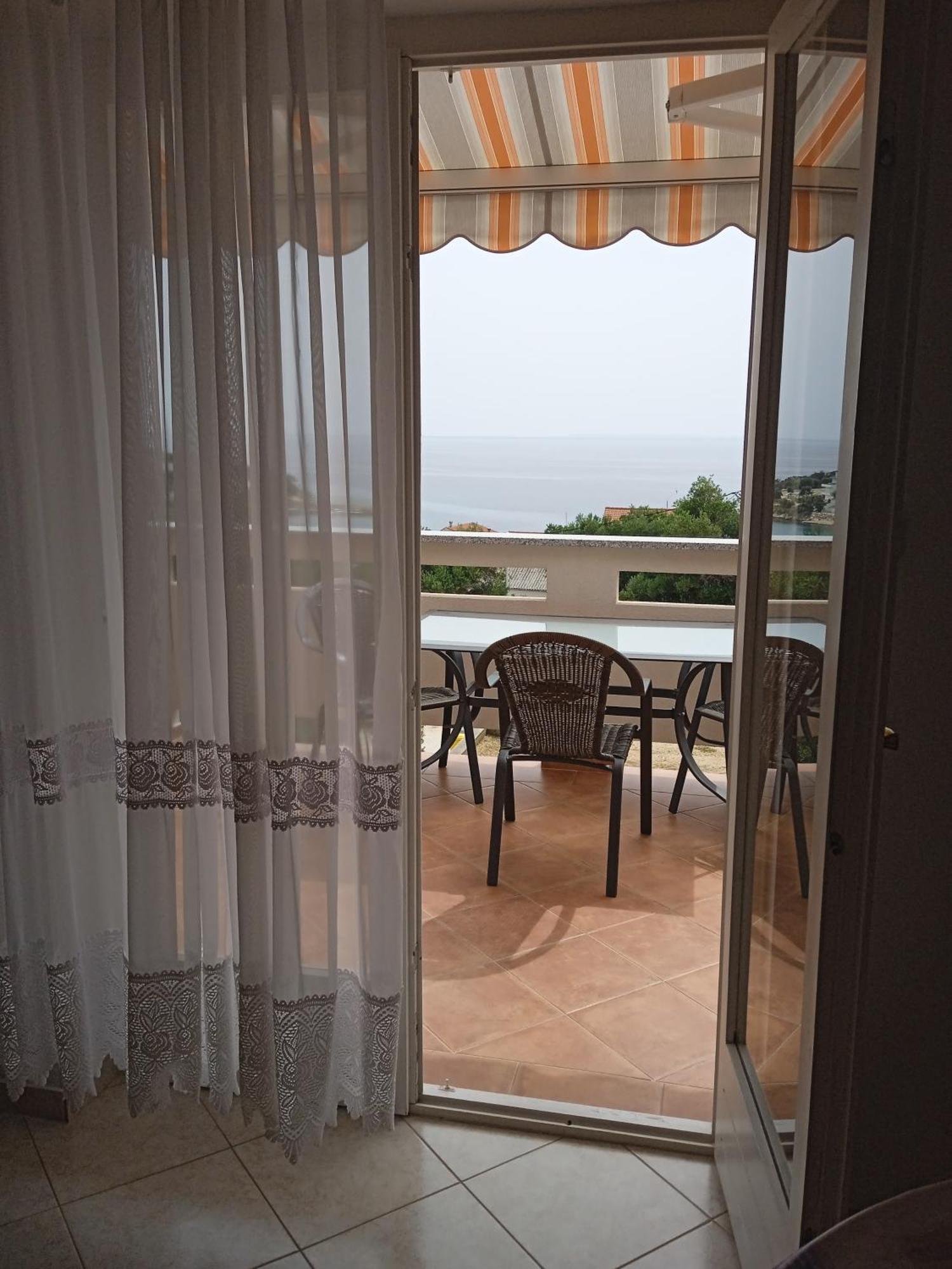 Apartmani Vesna ลุน ภายนอก รูปภาพ